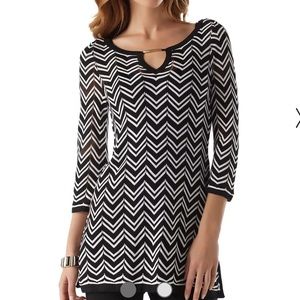 White House Black Market Zig Zag Stitch Tunic Sweater